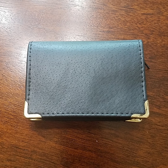 Like New! Black Wallet w Zipper Enclosure - Picture 2 of 10